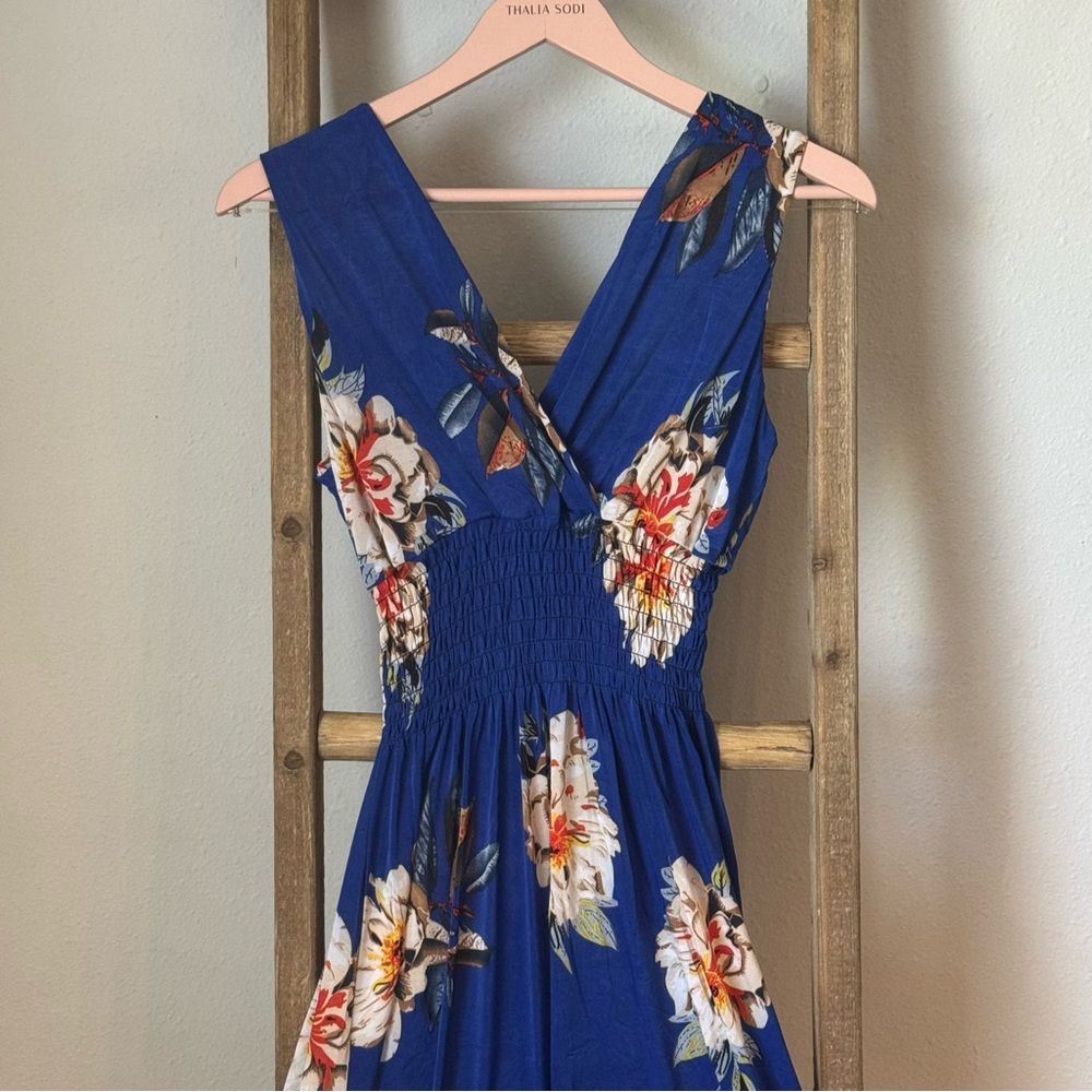 New Blue Women’s Floral sleeveless mini dress size XXL
Fits size 14 - Picture 6 of 7